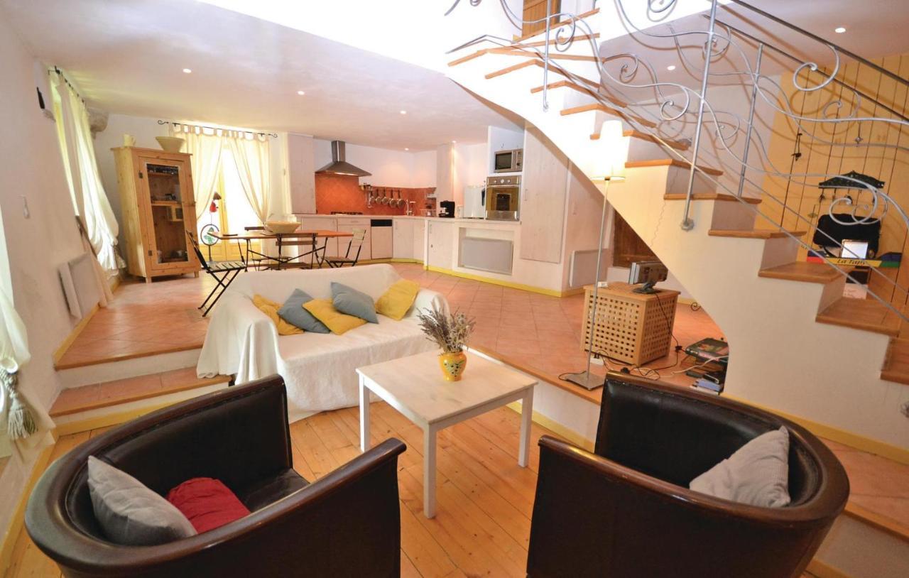 Stunning Home In Viens With House A Mountain View المظهر الخارجي الصورة