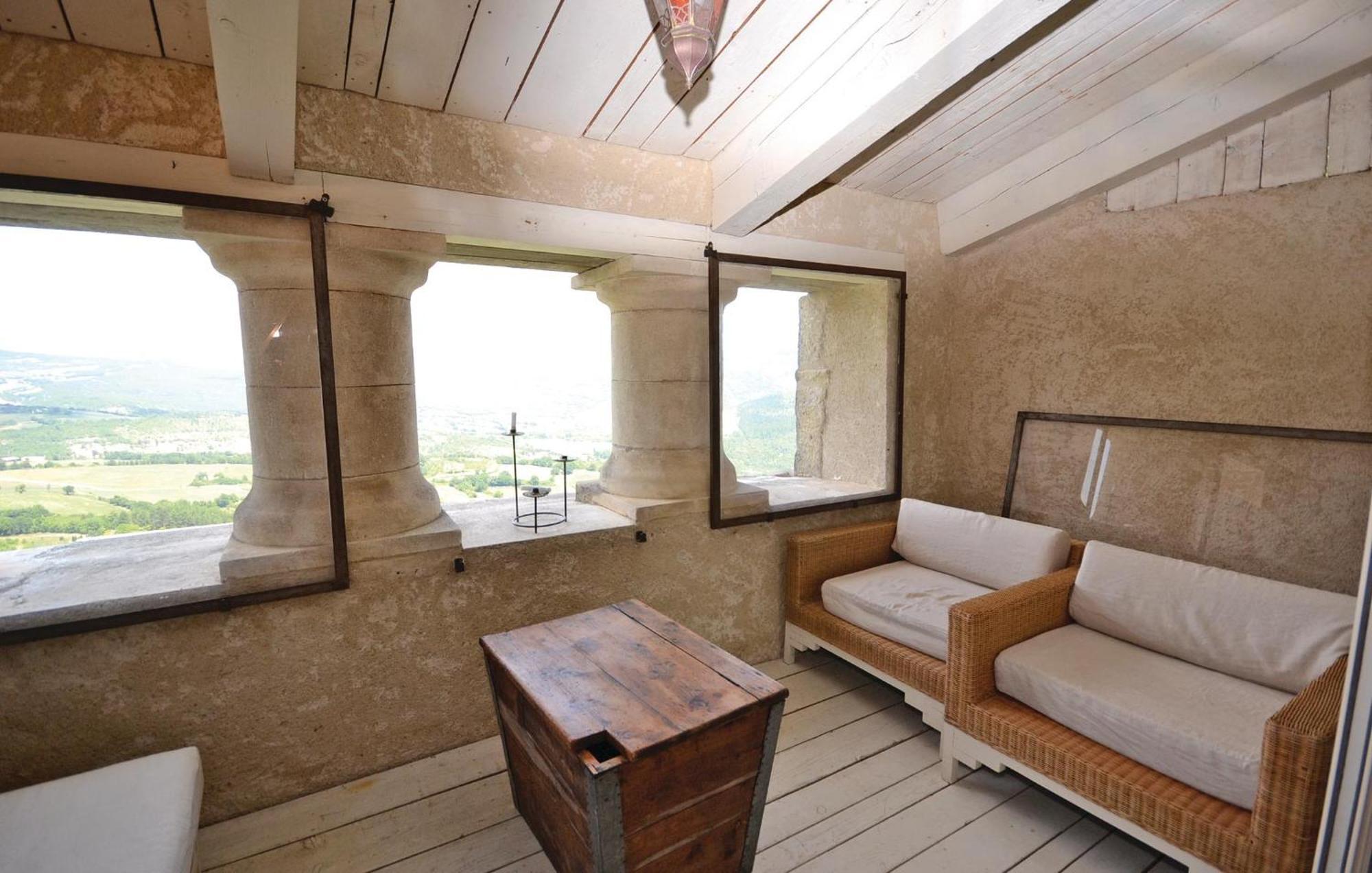 Stunning Home In Viens With House A Mountain View المظهر الخارجي الصورة