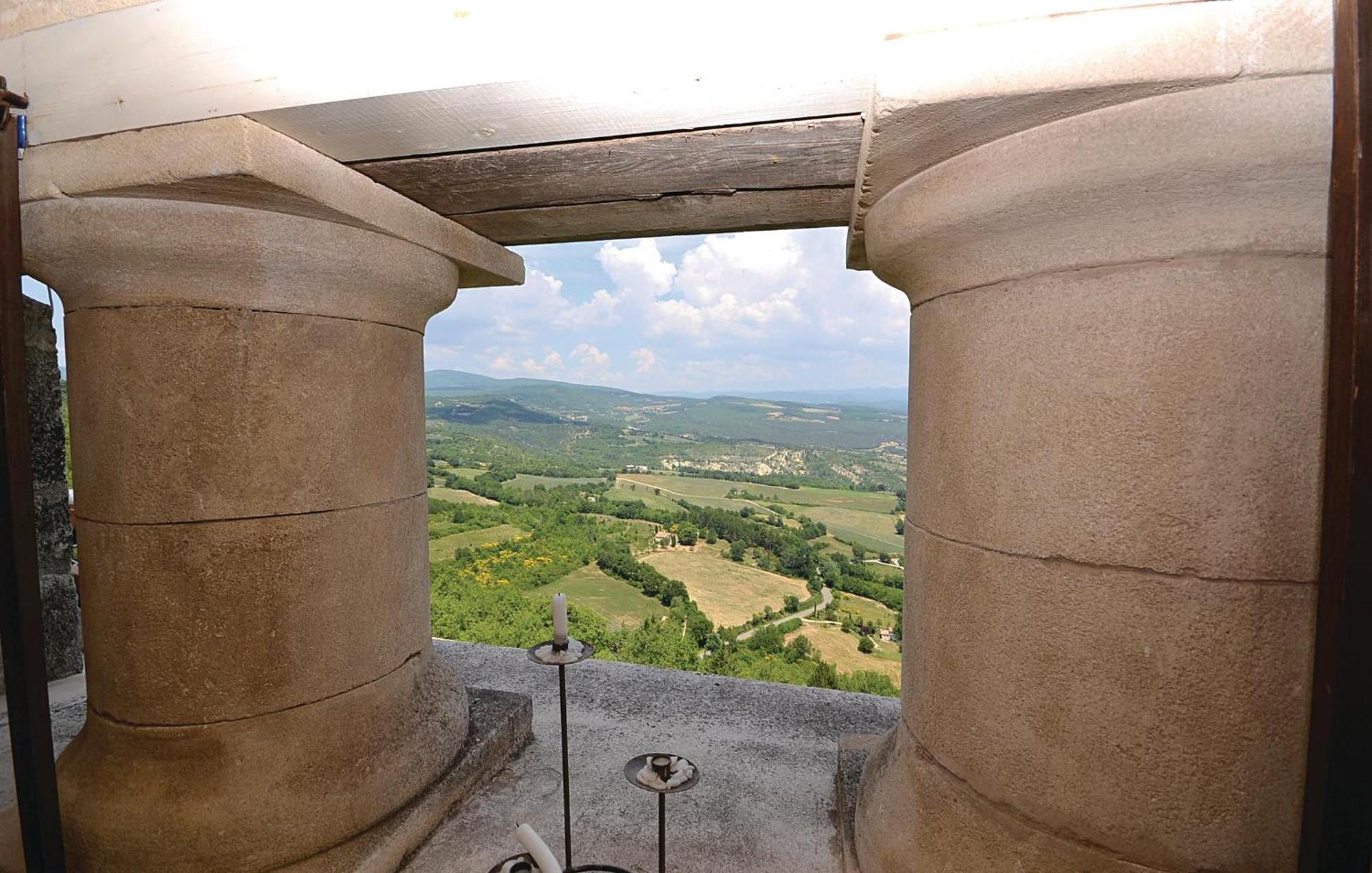 Stunning Home In Viens With House A Mountain View المظهر الخارجي الصورة